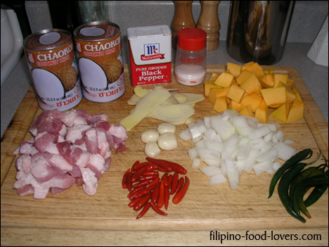 Bicol Express Ingredients: Pork belly, Coconut milk, Calabaza, Thai-peppers, Finger peppers, Ground black pepper, Garlic, Onions, Ginger root, Salt, MSG