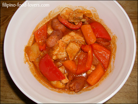 Chicken Afritada in a Bowl