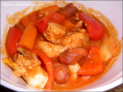 Chicken Afritada in a Bowl